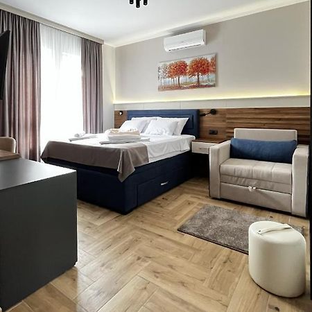 Caka Luxury Rooms & Restaurant ชูปริยา ภายนอก รูปภาพ
