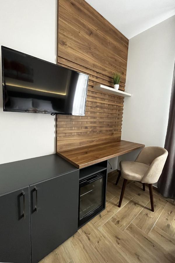 Caka Luxury Rooms & Restaurant ชูปริยา ภายนอก รูปภาพ