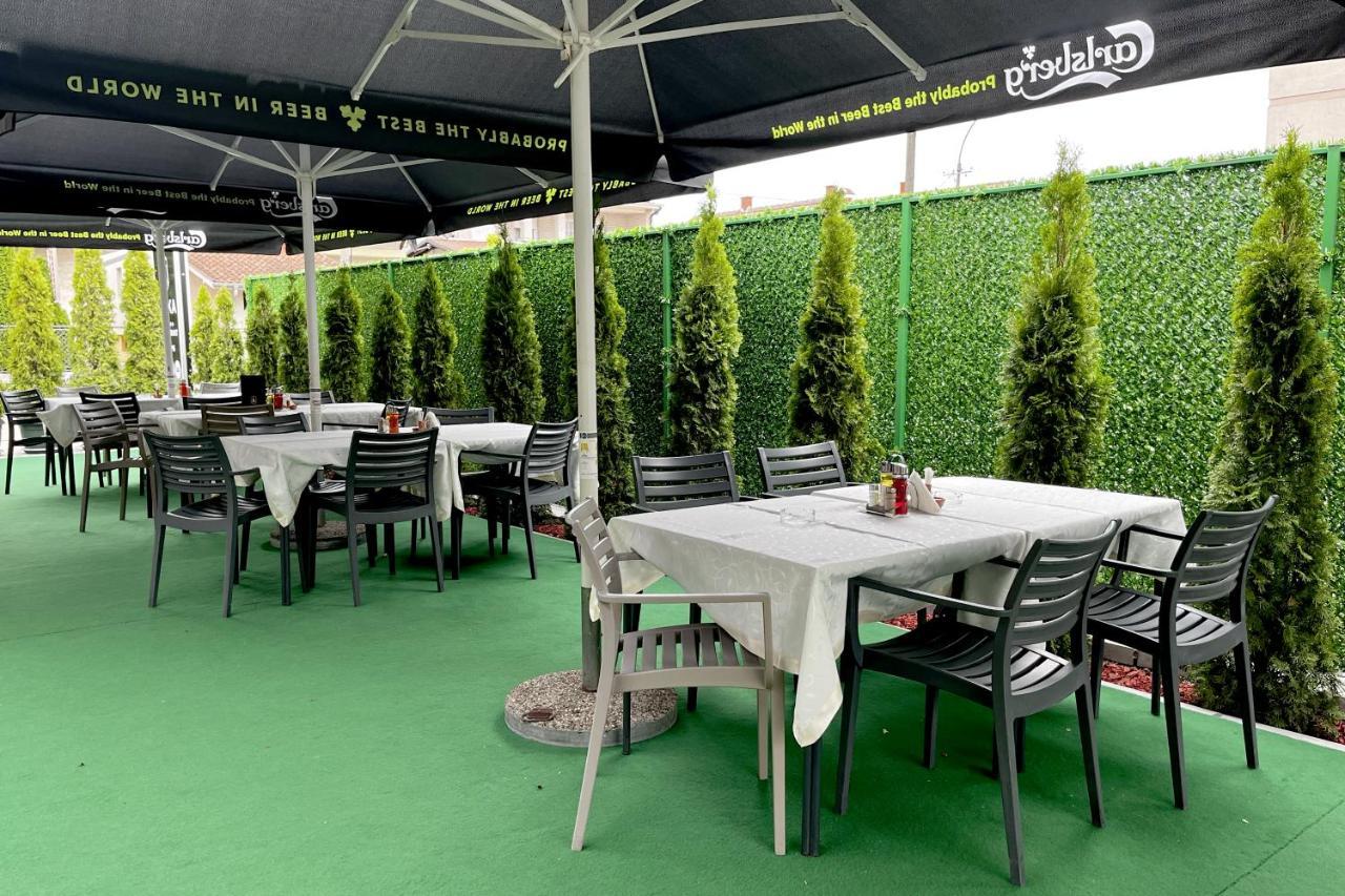 Caka Luxury Rooms & Restaurant ชูปริยา ภายนอก รูปภาพ