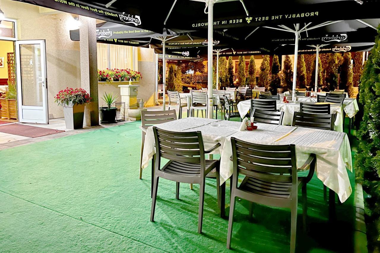Caka Luxury Rooms & Restaurant ชูปริยา ภายนอก รูปภาพ